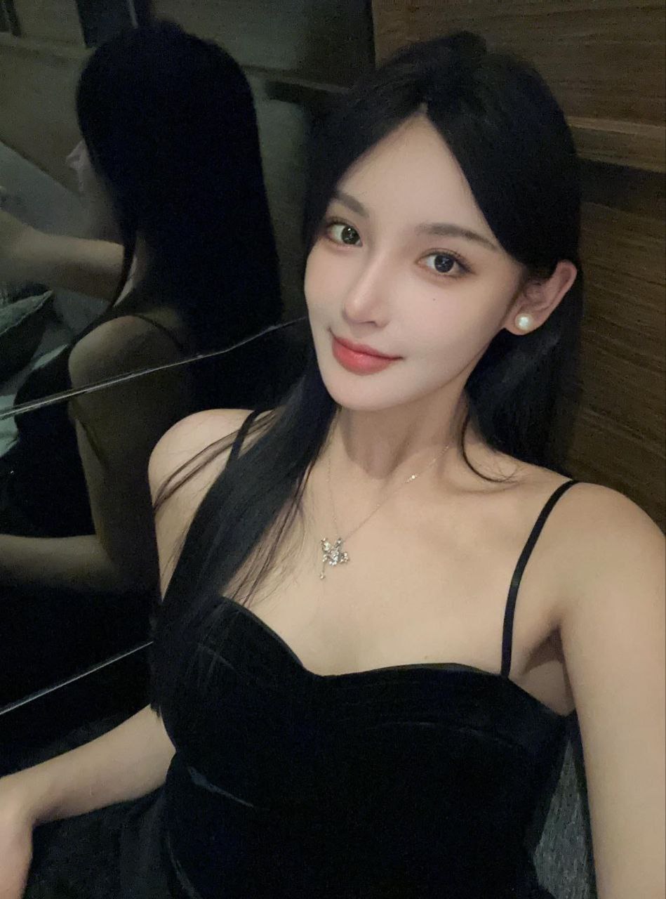 未来感：智能光影疗愈桑拿